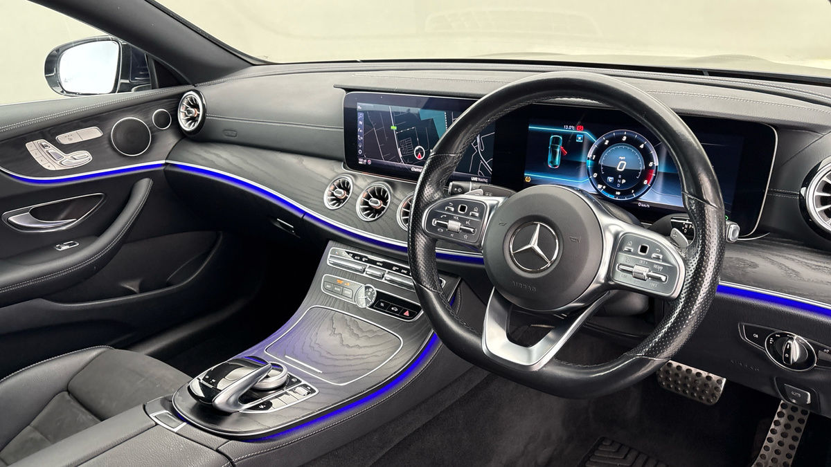 Mercedes-Benz E Class Image 5