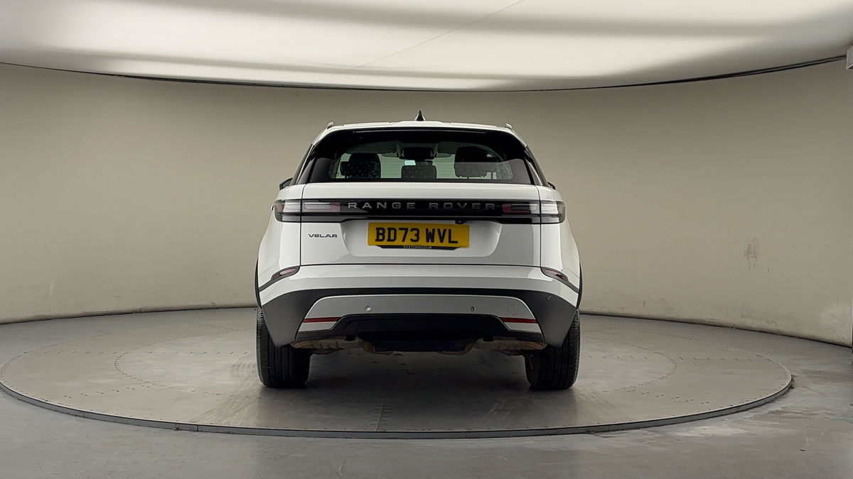Land Rover Range Rover Velar Image 4
