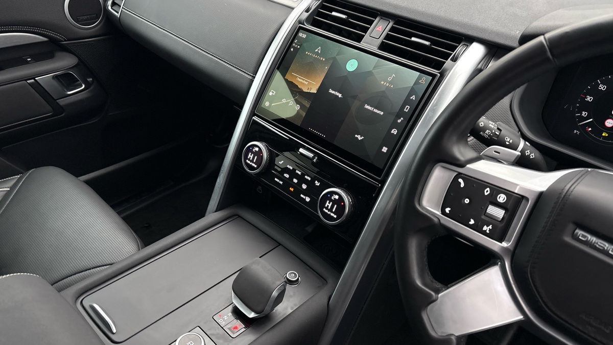 Land Rover Discovery Image 18