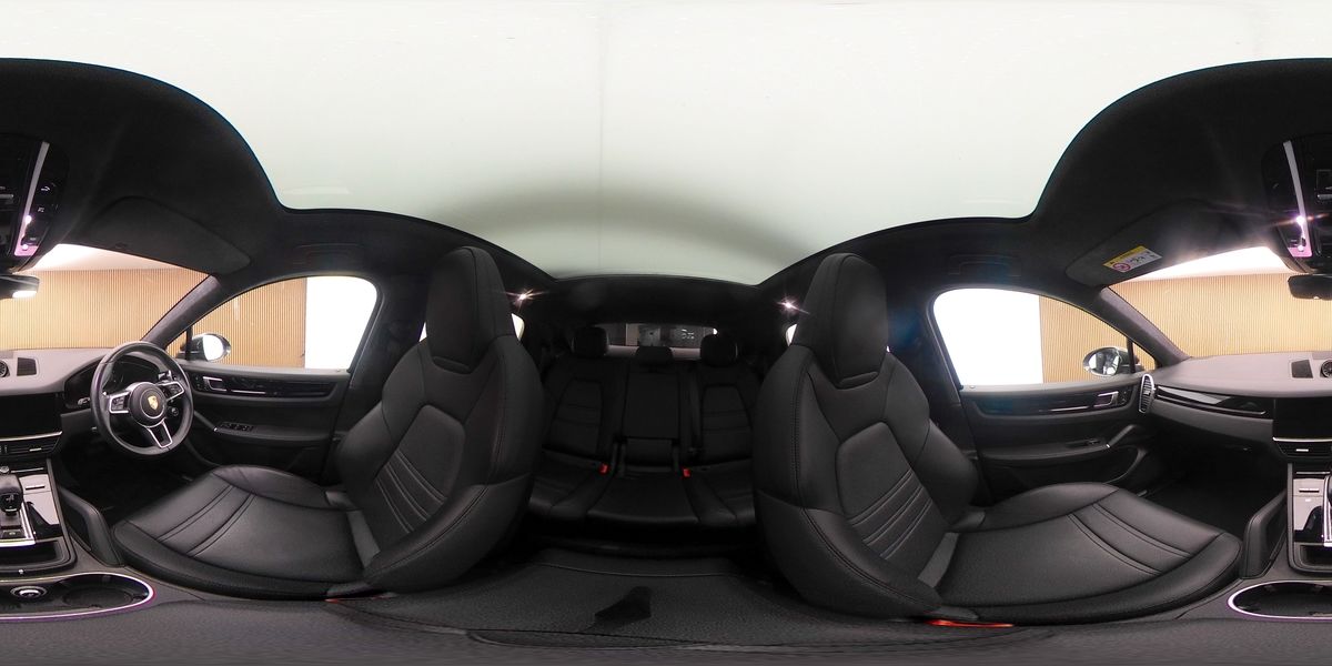 More views of Porsche Cayenne