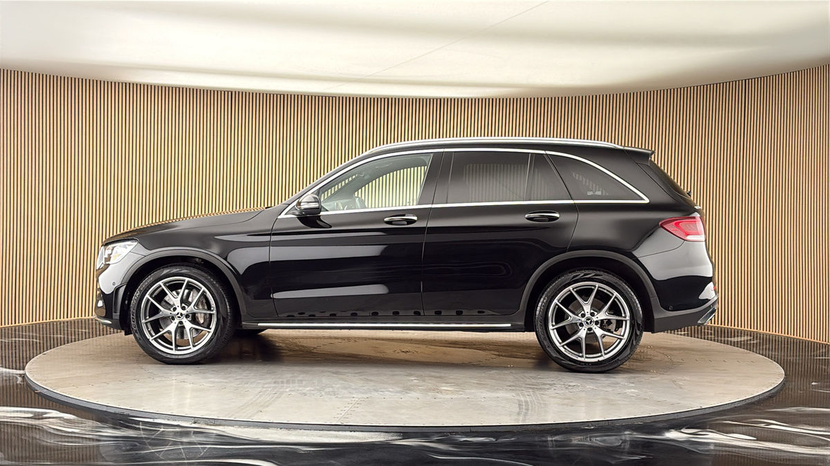 More views of Mercedes-Benz GLC
