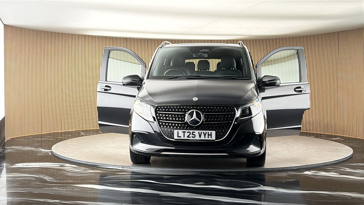 More views of Mercedes-Benz V Class