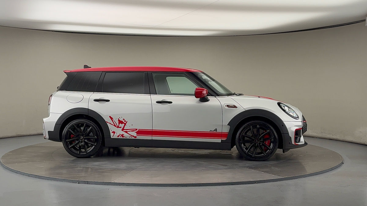 More views of MINI Clubman
