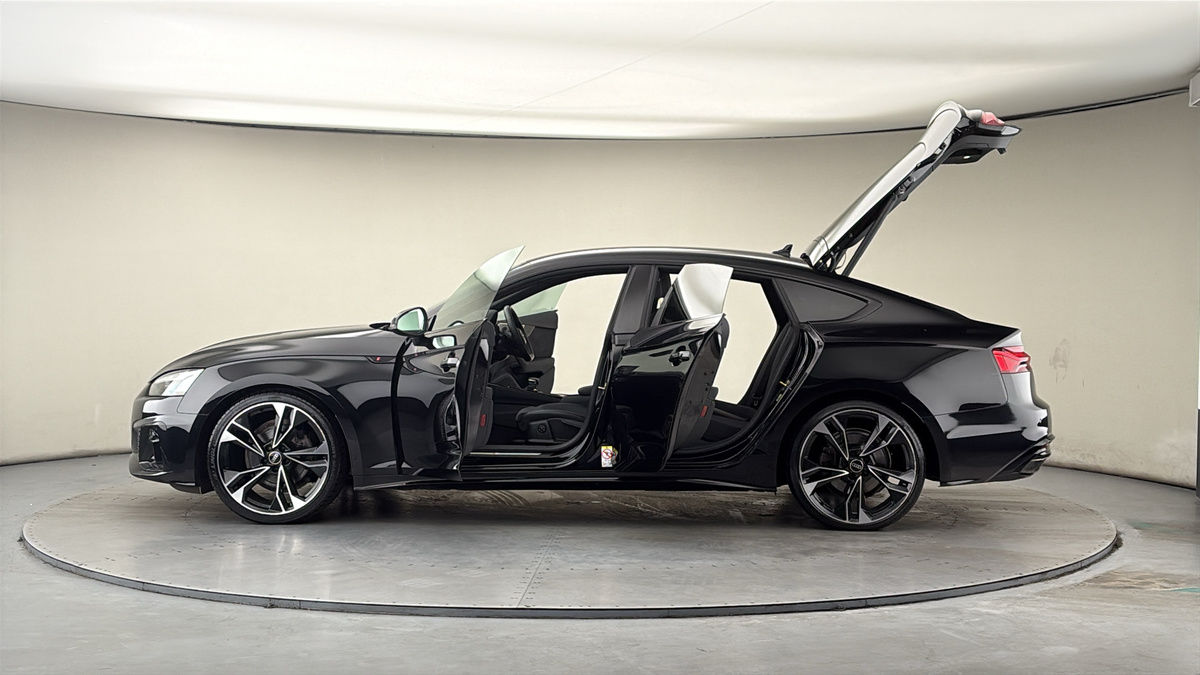 More views of Audi A5