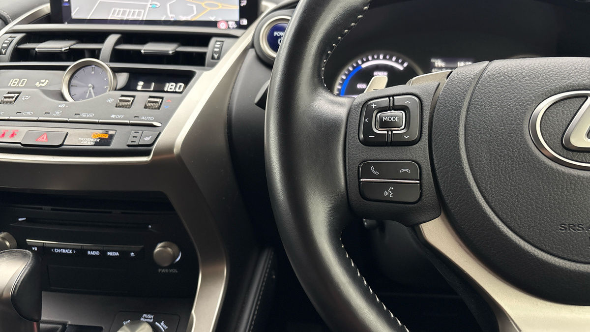 Lexus NX Image 13