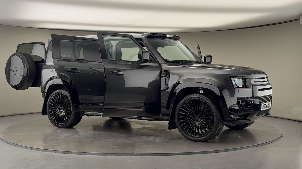 More views of Land Rover Defender 110