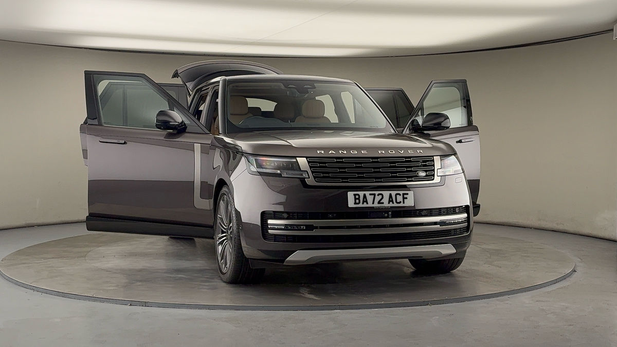More views of Land Rover Range Rover