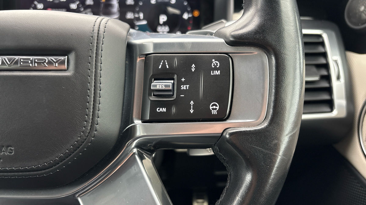 Land Rover Discovery Image 14