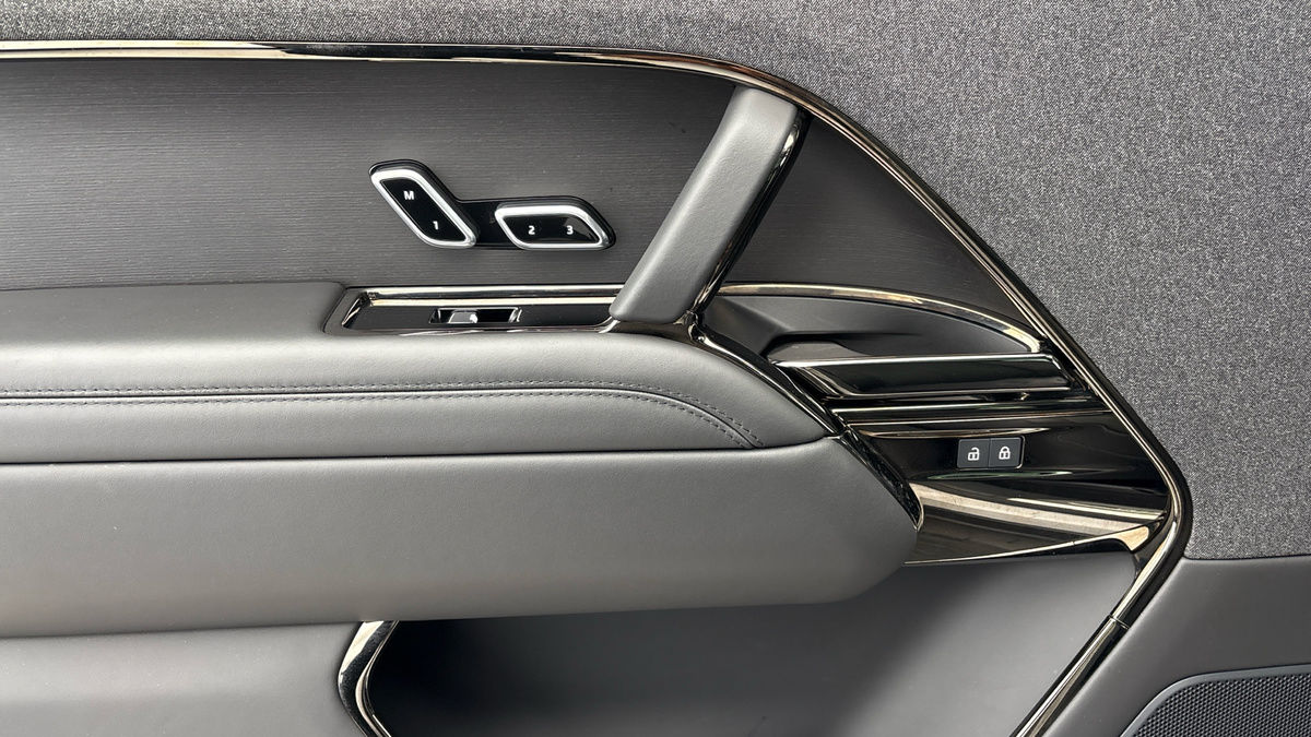 Land Rover Range Rover Sport Image 19