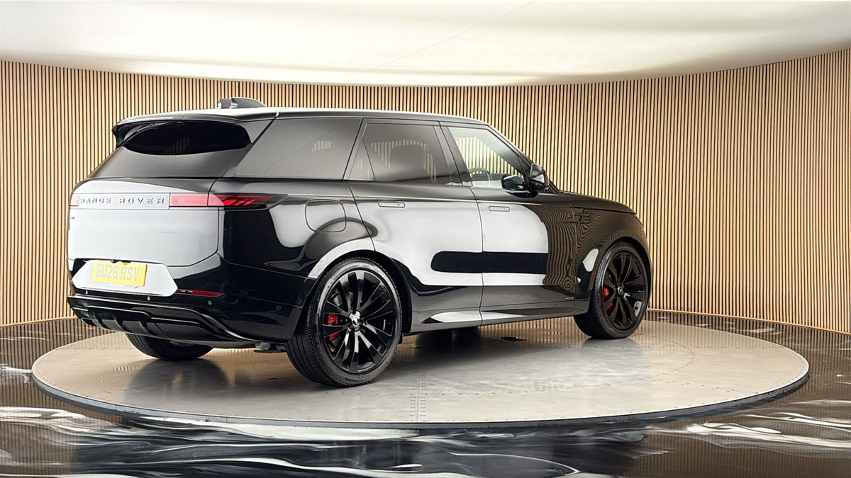 Land Rover Range Rover Sport Image 21