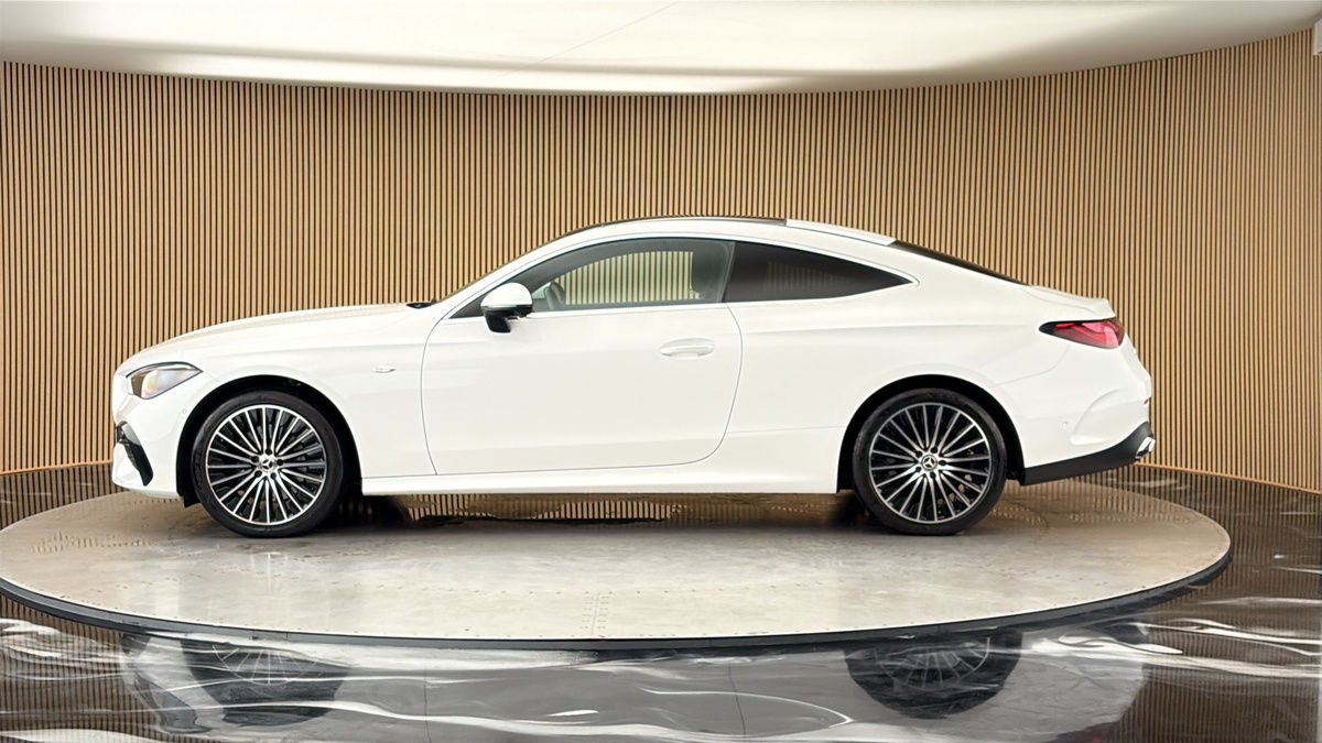 Mercedes-Benz CLE Image 15