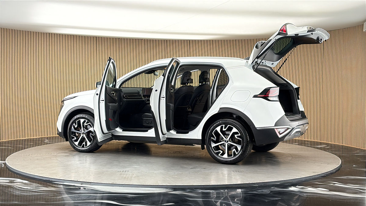 More views of Kia Sportage