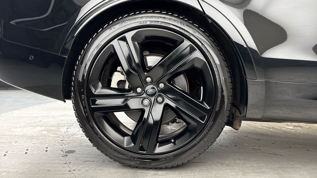 Land Rover Discovery Image 10