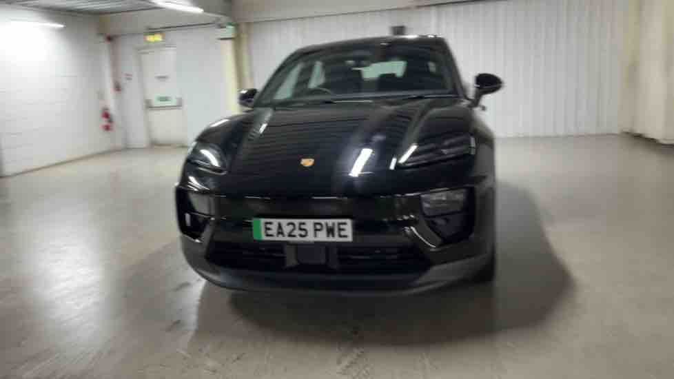 More views of Porsche Macan