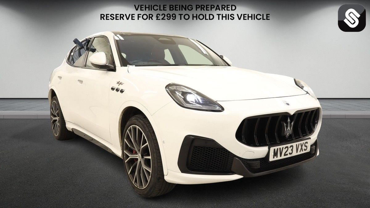 Maserati Grecale Sticky Header Image