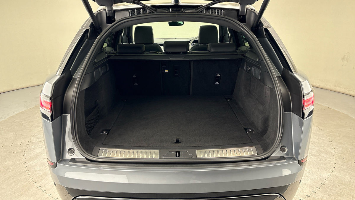 Land Rover Range Rover Velar Image 11