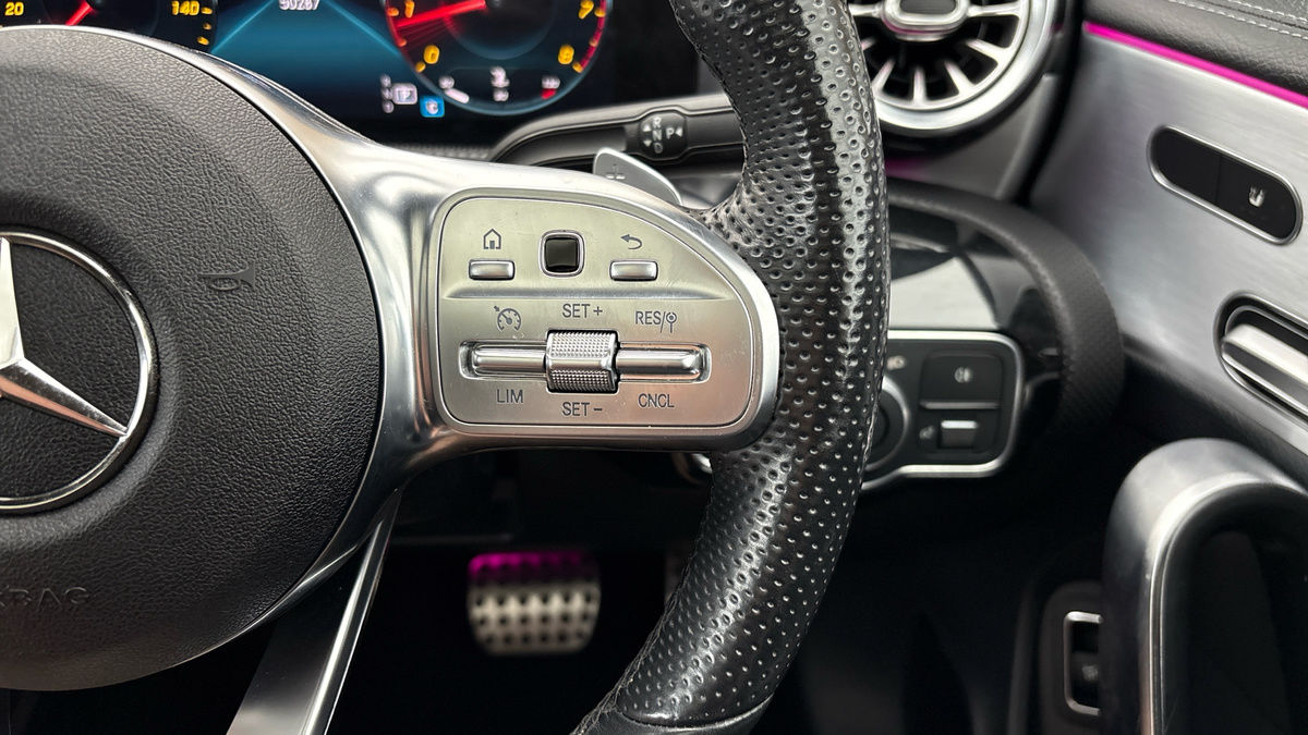 Mercedes-Benz CLA Image 14