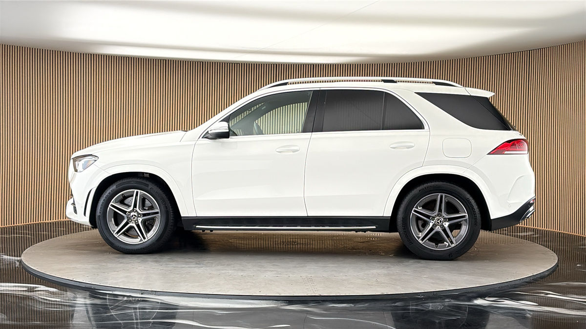 More views of Mercedes-Benz GLE