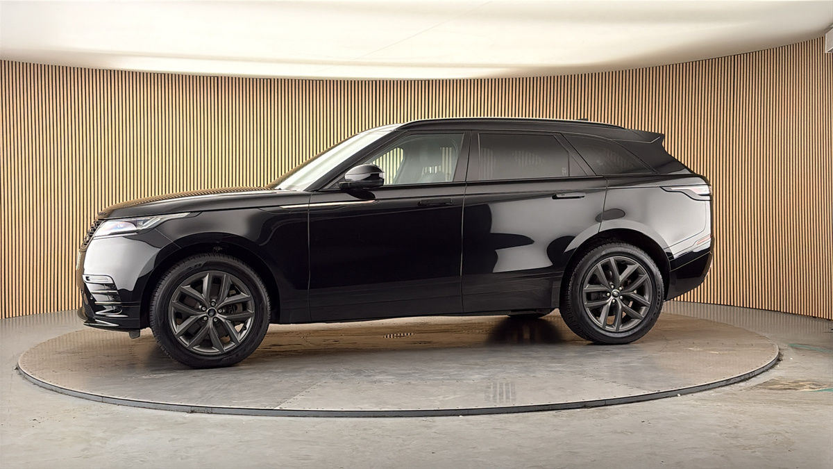 More views of Land Rover Range Rover Velar