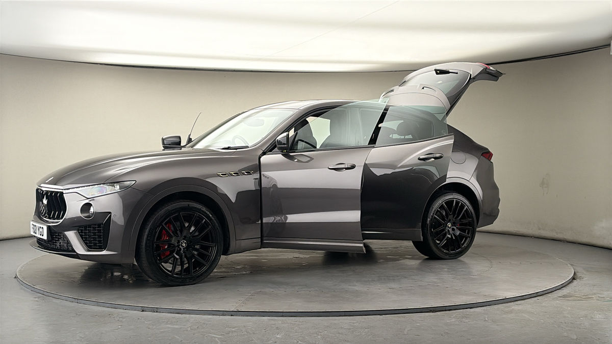 More views of Maserati Levante