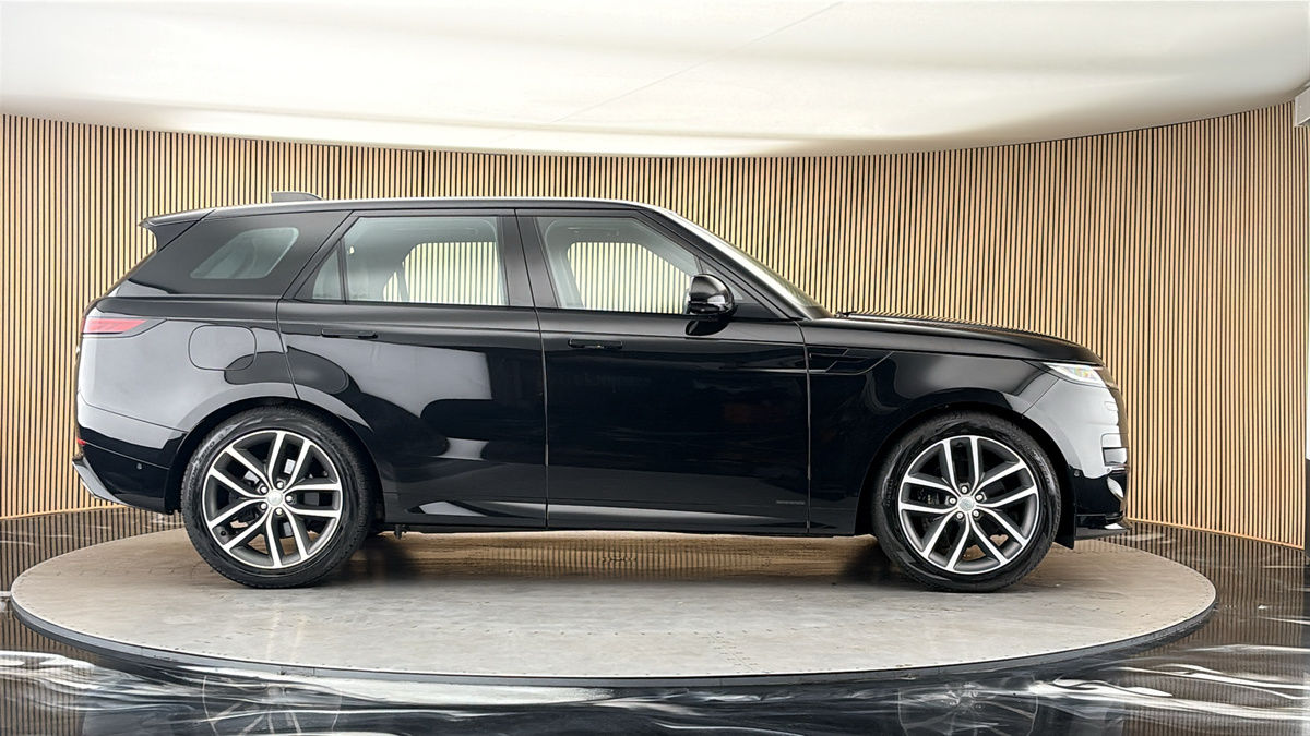 Land Rover Range Rover Sport Image 16