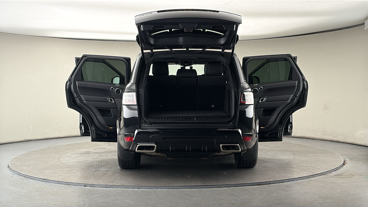 More views of Land Rover Range Rover Sport