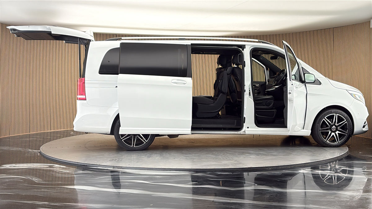 More views of Mercedes-Benz V Class