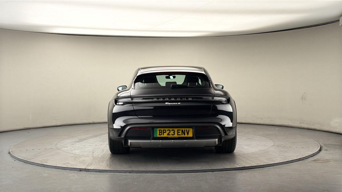 Porsche Taycan Image 5