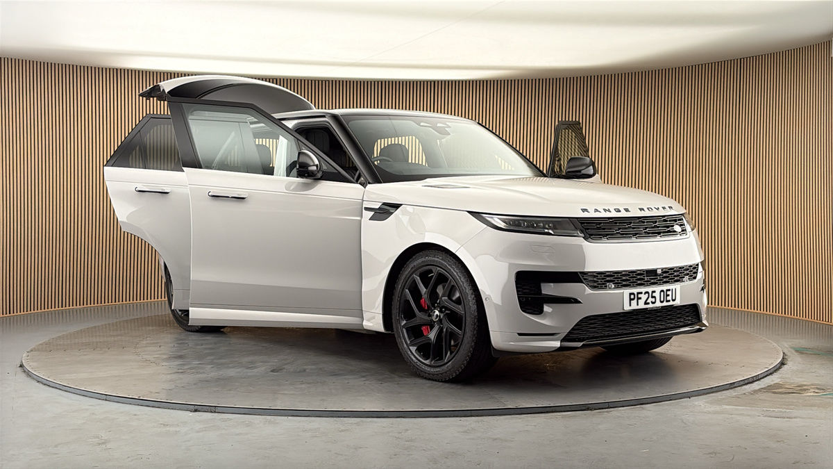 More views of Land Rover Range Rover Sport