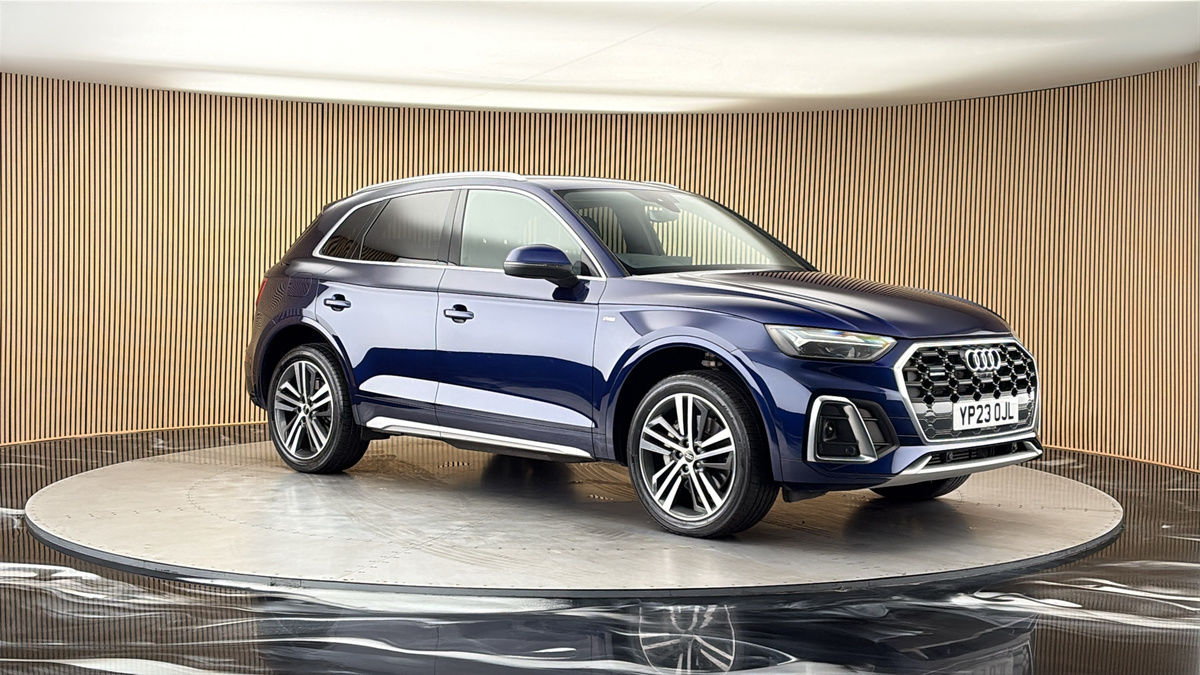 More views of Audi Q5