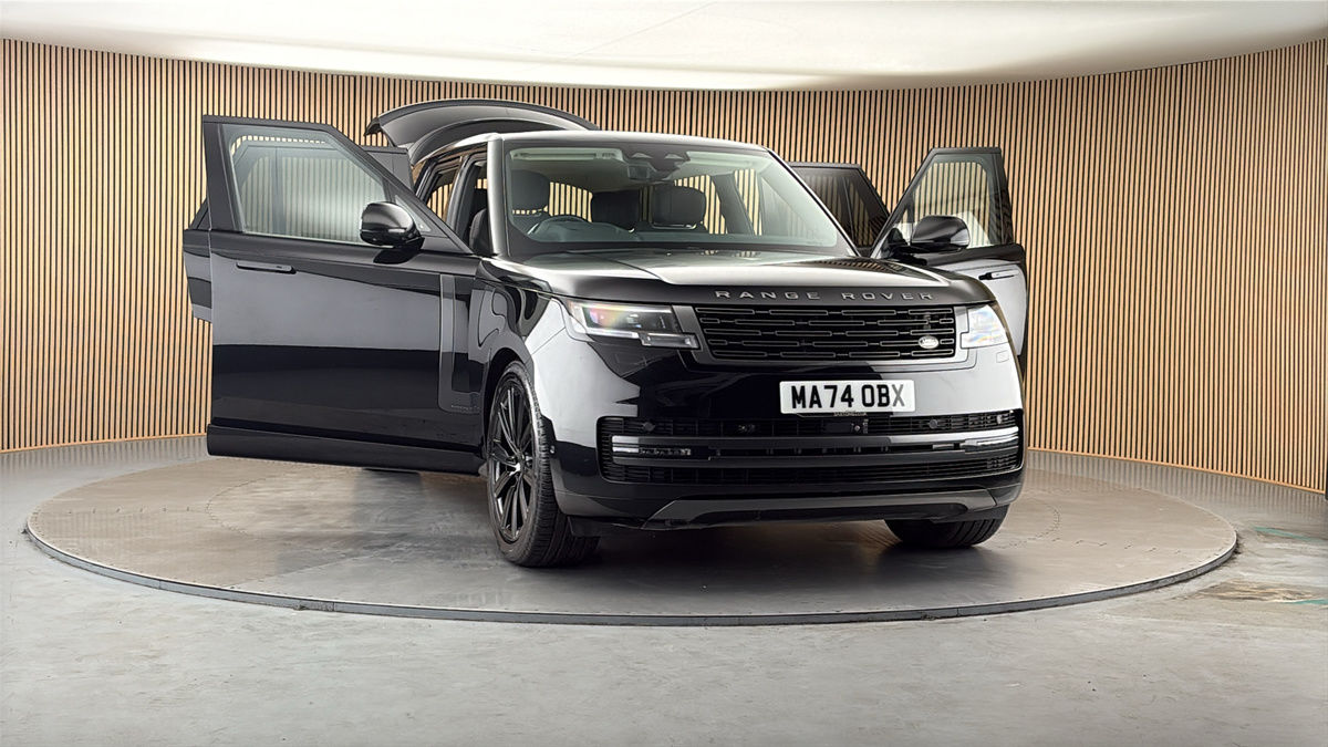 More views of Land Rover Range Rover