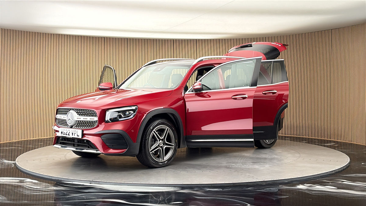 Mercedes-Benz GLB Image 22