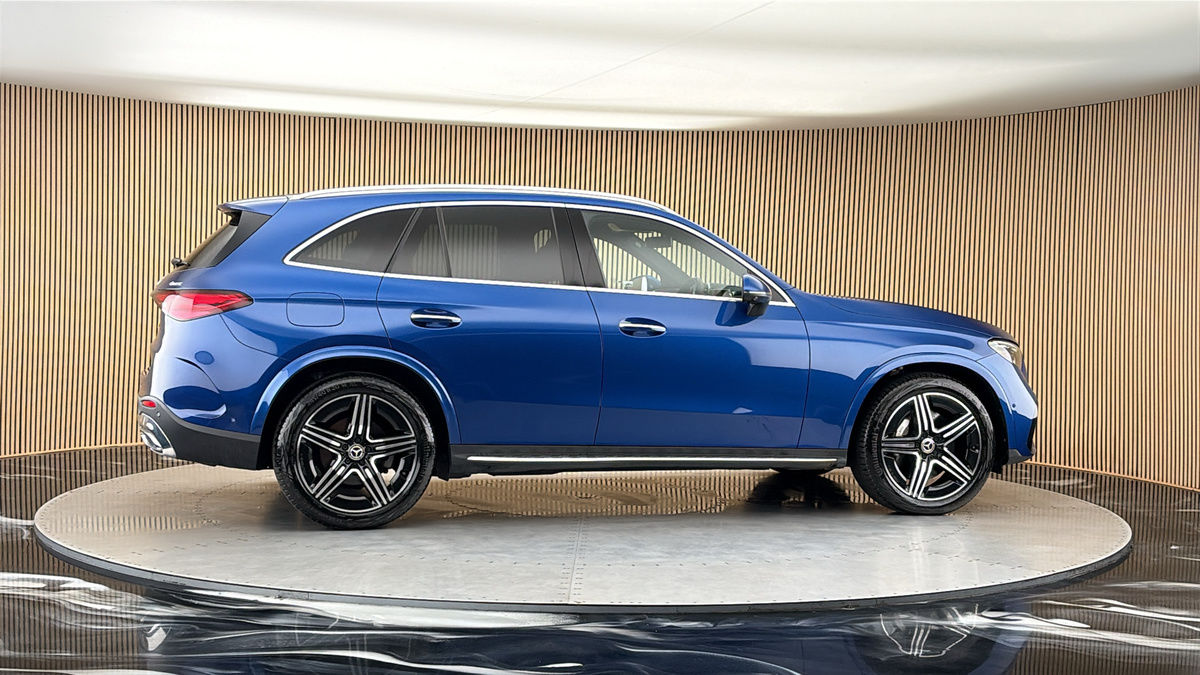 More views of Mercedes-Benz GLC