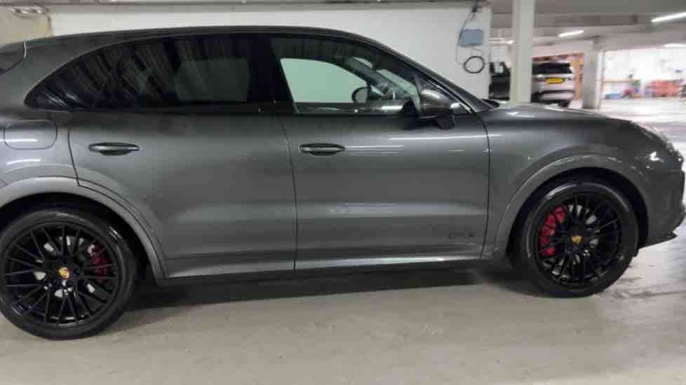 More views of Porsche Cayenne
