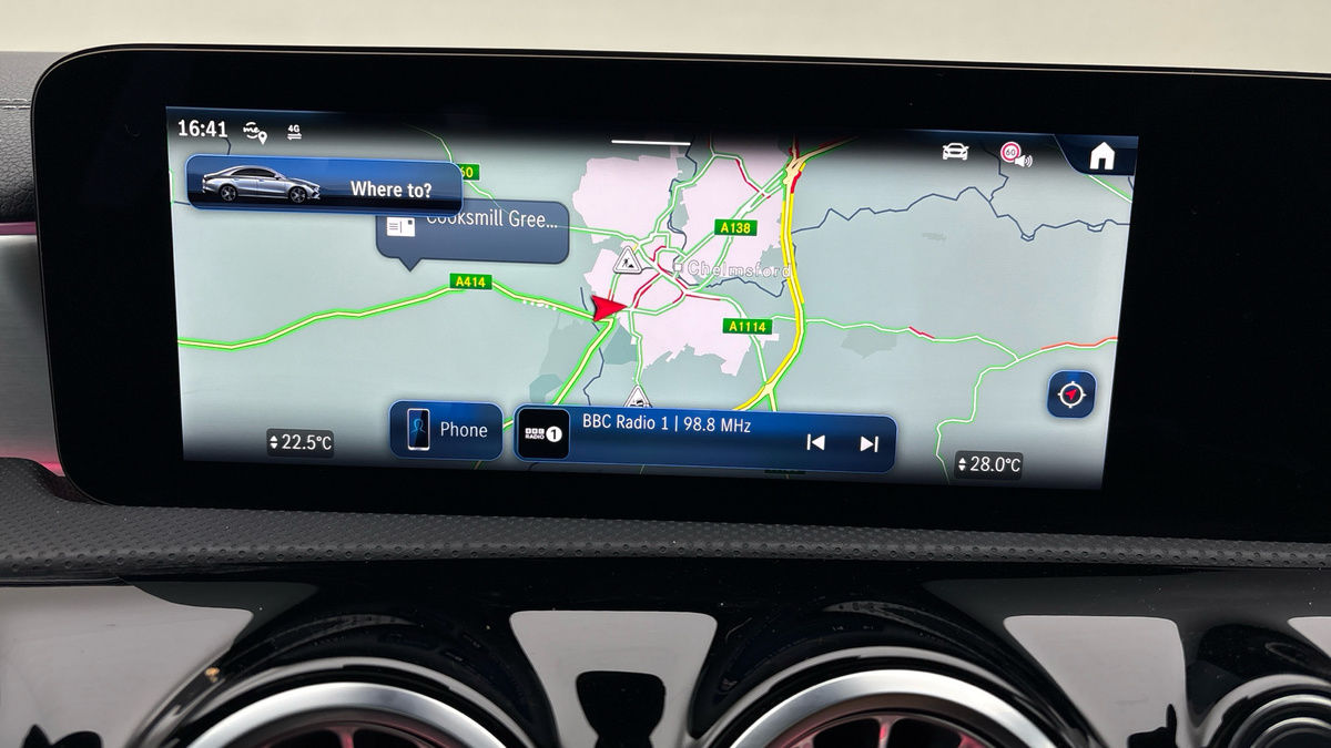 Mercedes-Benz CLA Image 17