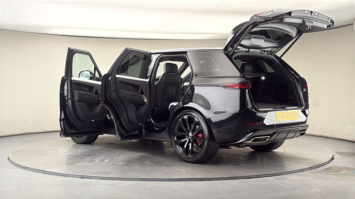 More views of Land Rover Range Rover Sport
