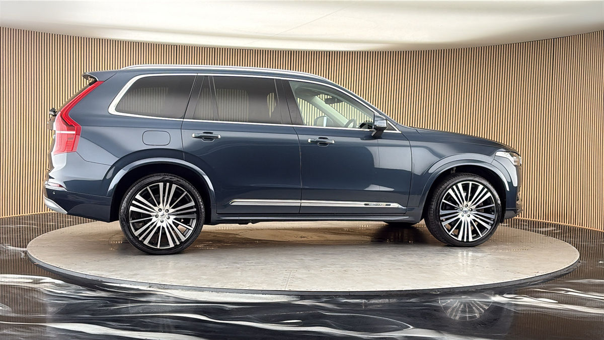 More views of Volvo XC90