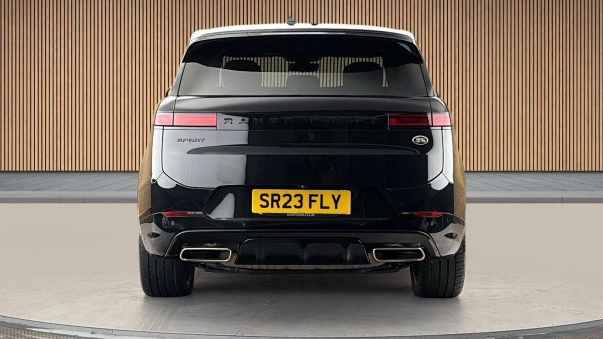 Land Rover Range Rover Sport Image 4