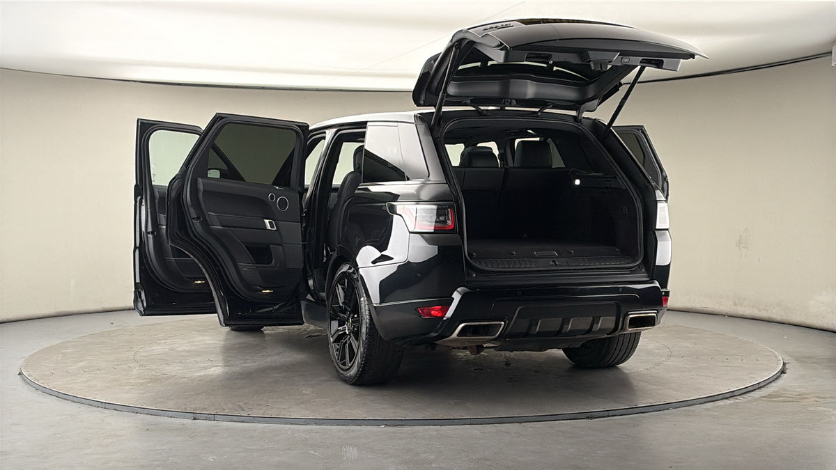 More views of Land Rover Range Rover Sport