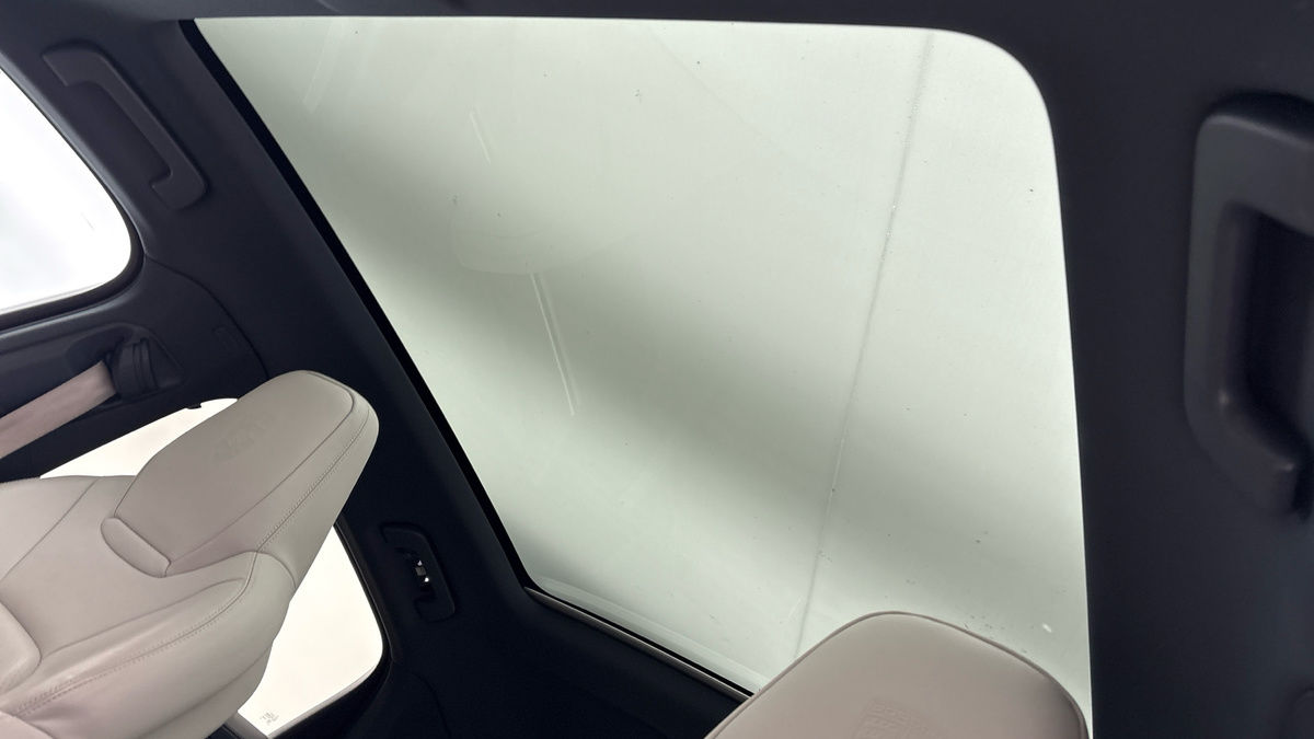 Porsche Cayenne Image 6