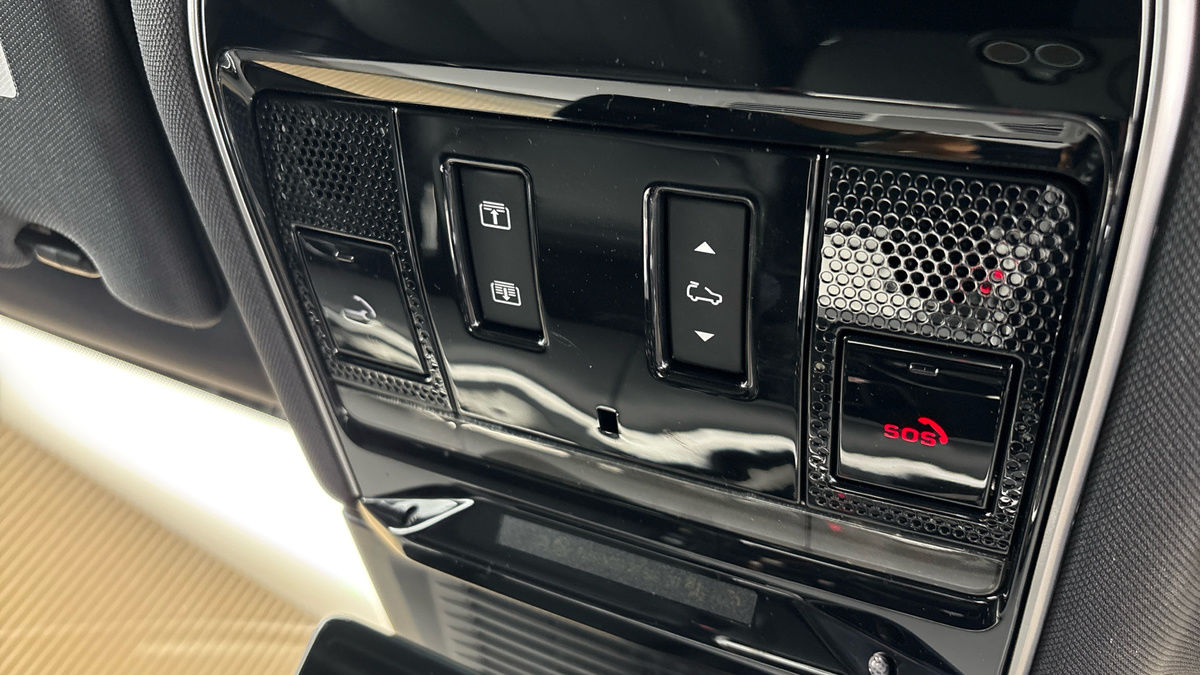 Land Rover Range Rover Image 26
