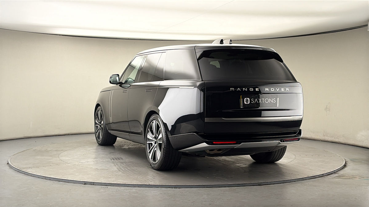 More views of Land Rover Range Rover