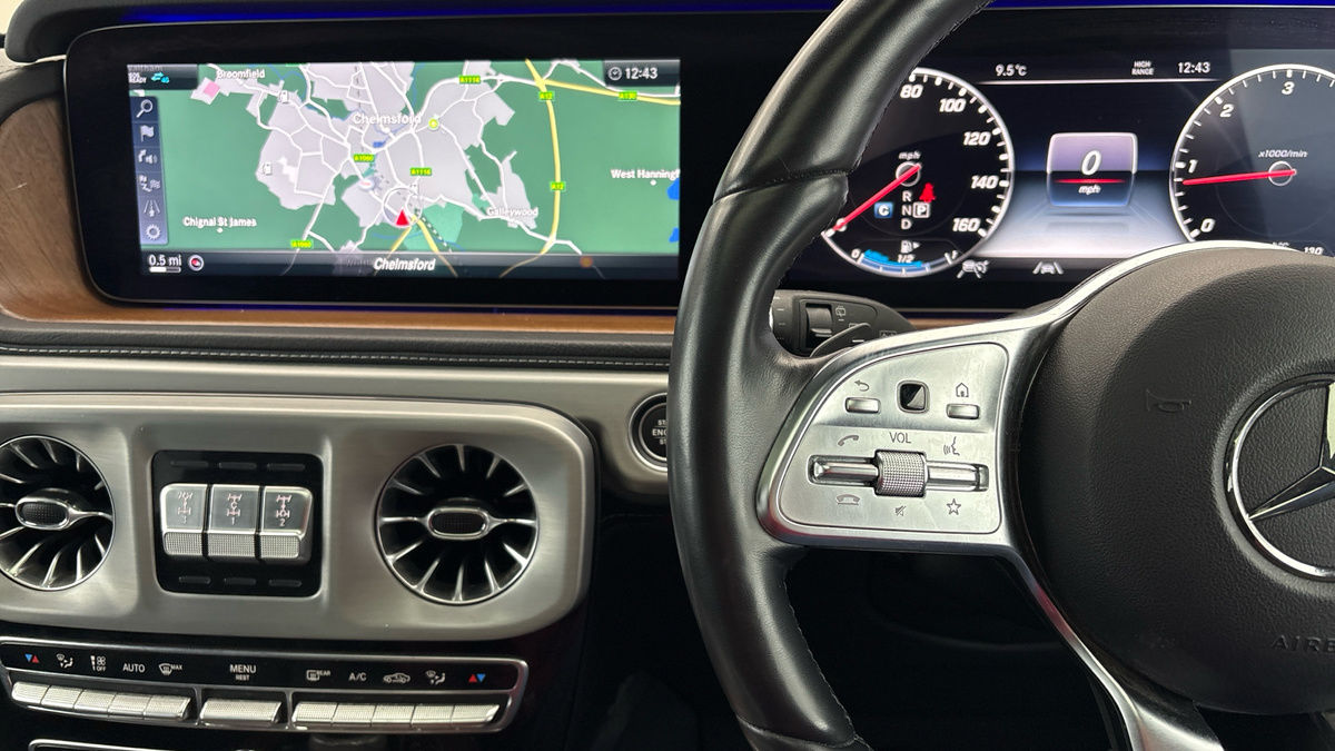 Mercedes-Benz G Class Image 26