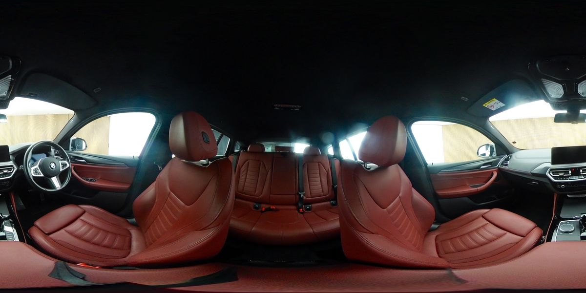 More views of BMW X4