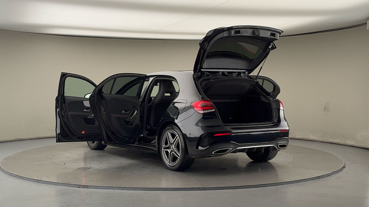 Mercedes-Benz A Class Image 23