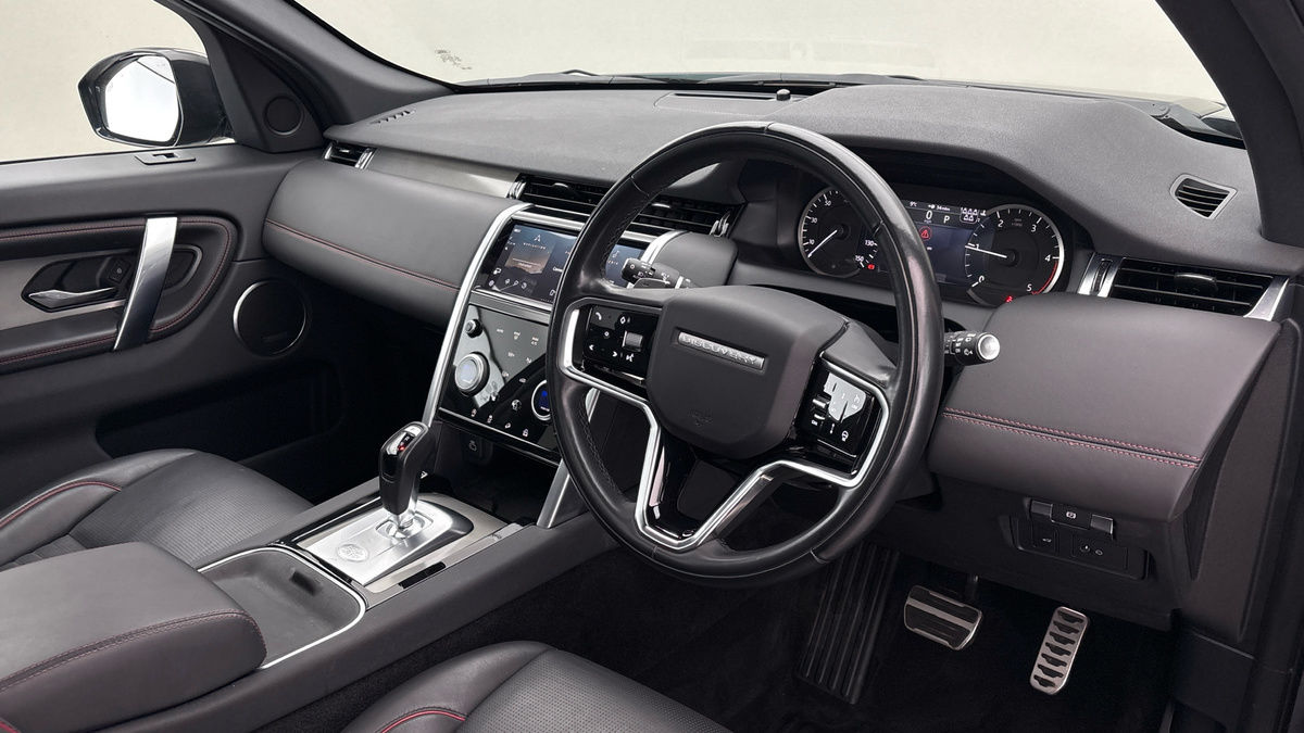 Land Rover Discovery Sport Image 5