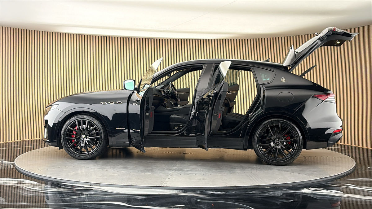 More views of Maserati Levante