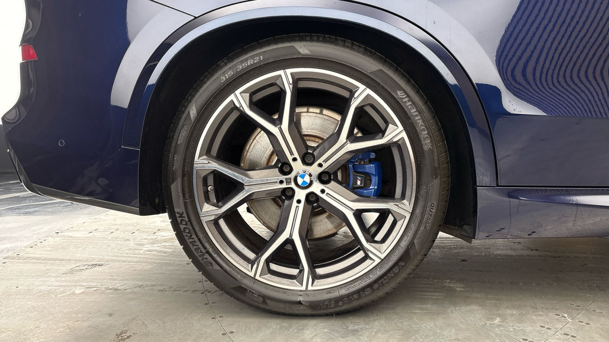 BMW X5 Image 10