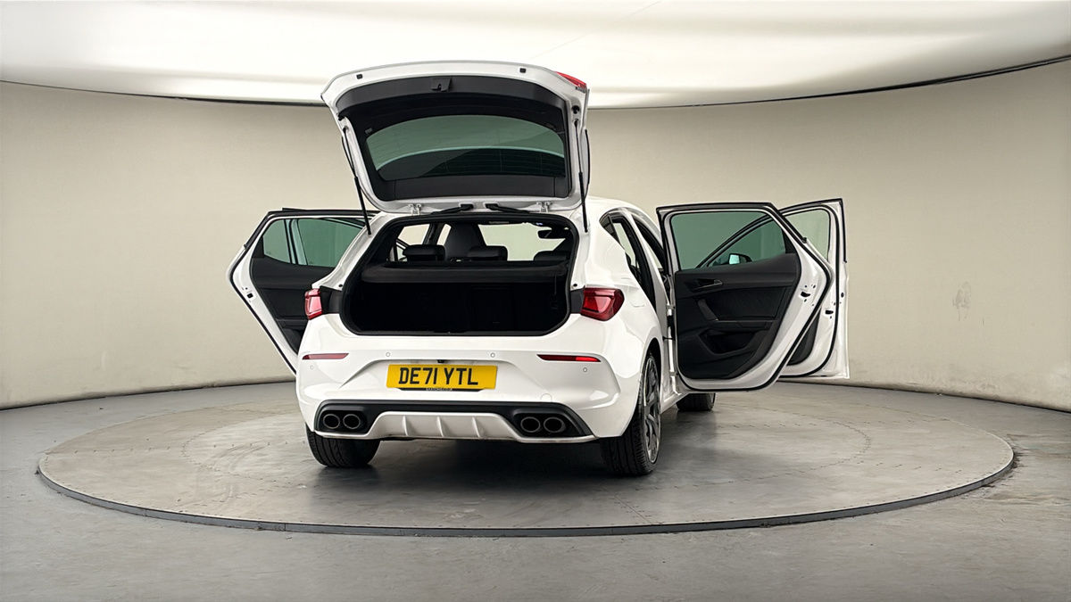 More views of CUPRA Leon