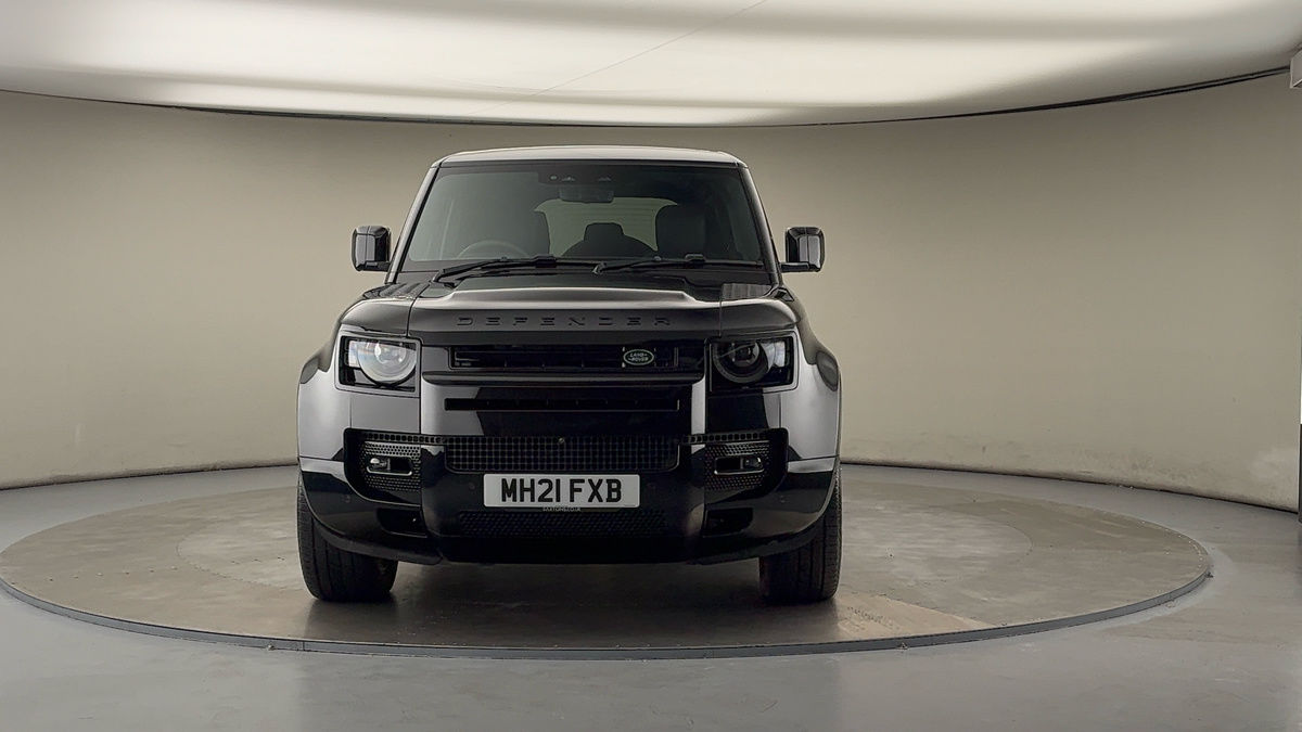 Land Rover Defender 110 Image 3